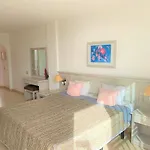 Ocean Breeze And Seaview アパート アデヘ